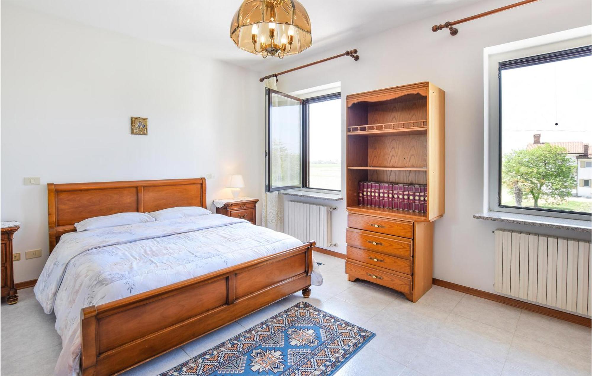 2 Bedroom Cozy Apartment In Grado Esterno foto